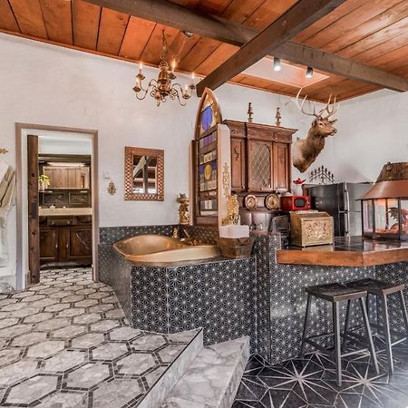 موريسون Cliff House Lodge And Hot Tub Cottages المظهر الخارجي الصورة
